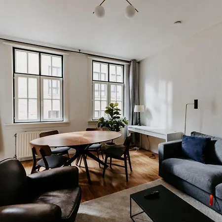 Cathedral View Apartment *