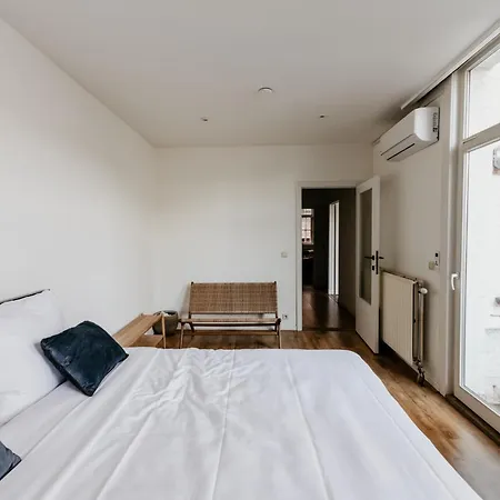 Cathedral View Apartment *